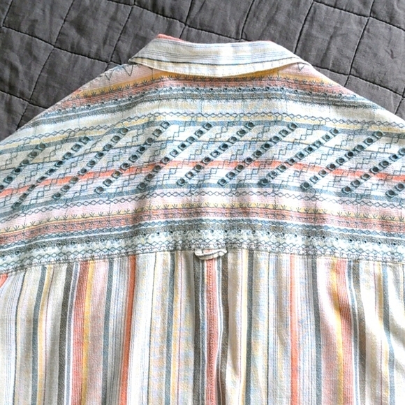 Anthropologie Akemi+ Kin stripped button down - Picture 4 of 8